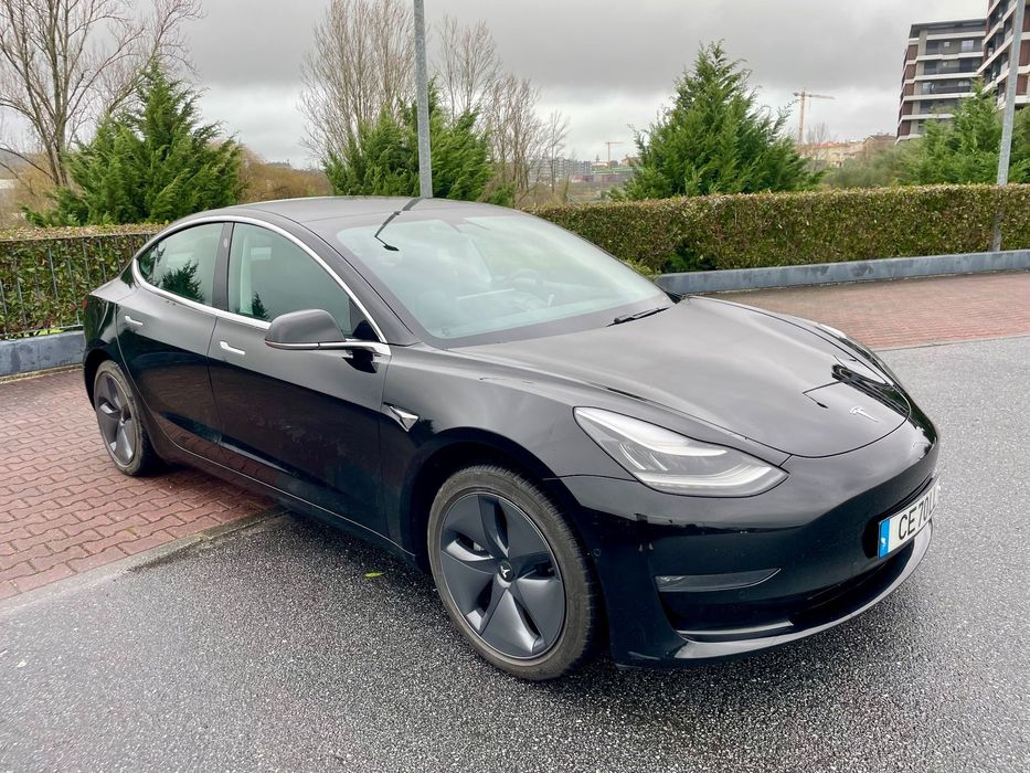 Tesla Model 3 Long Range AWD Dual Motor Performance