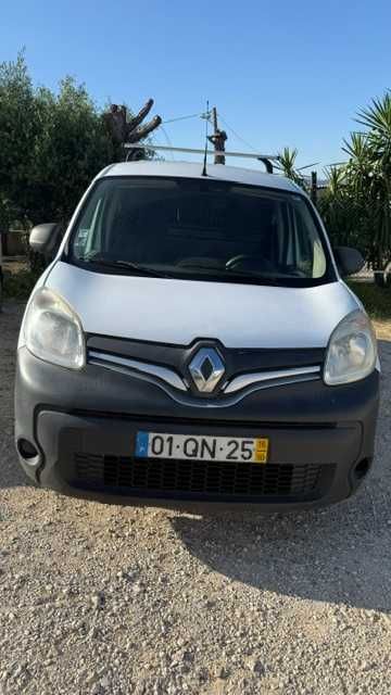 Viatura Renault Kangoo Comprida