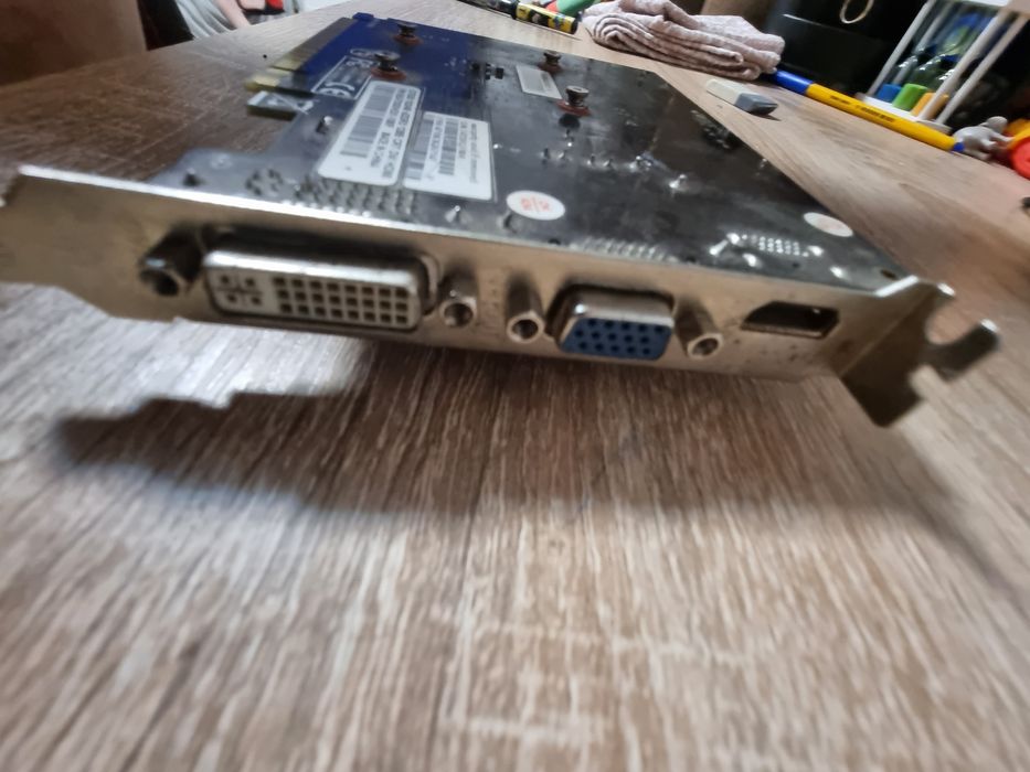 Продам відеокарту gt630 1024m(1gb) 128bit