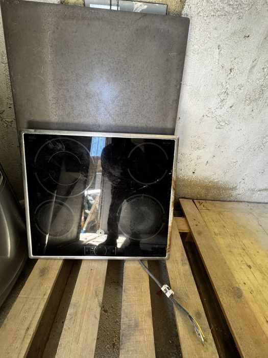 Forno e placa disponiveis para venda