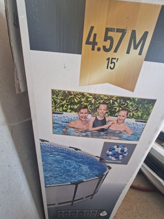 Piscina Bestway.