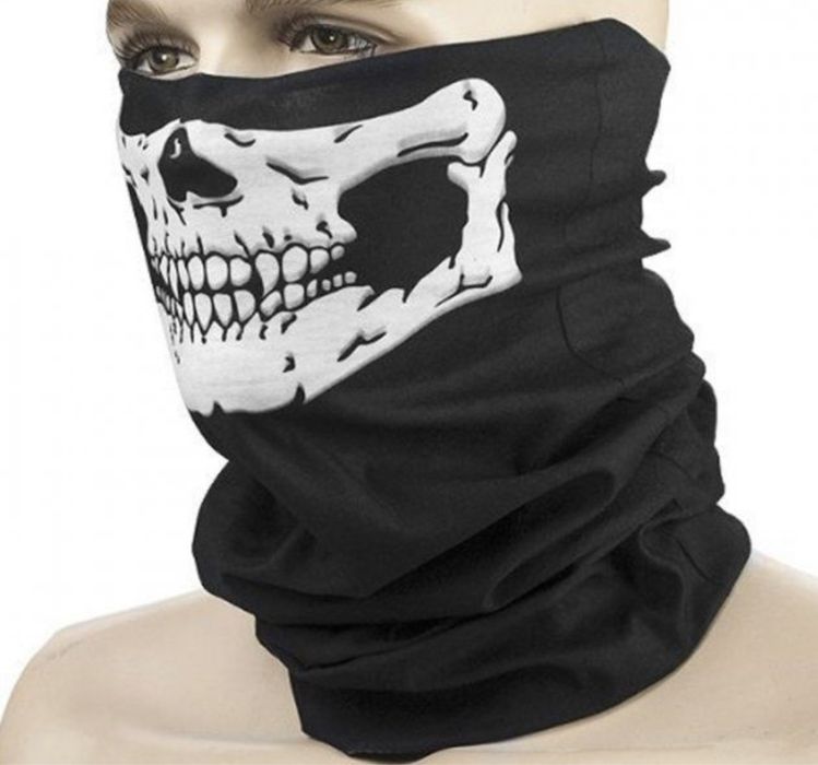 Баф чорний з черепом