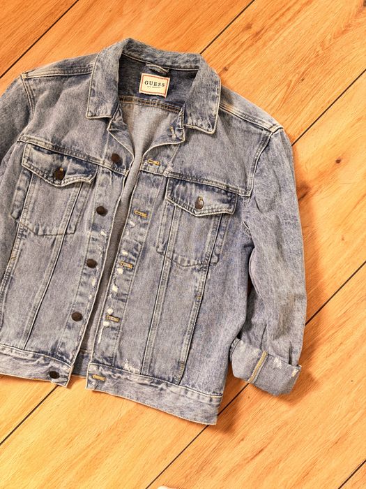 Katana Levis jasnoniebieska Guess