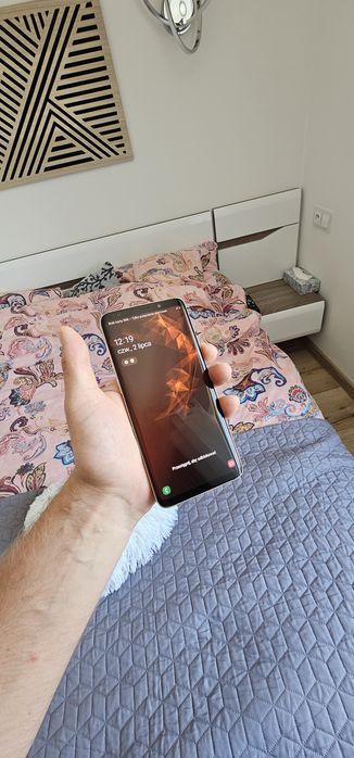 Samsung s9 plus w dobrym stanie