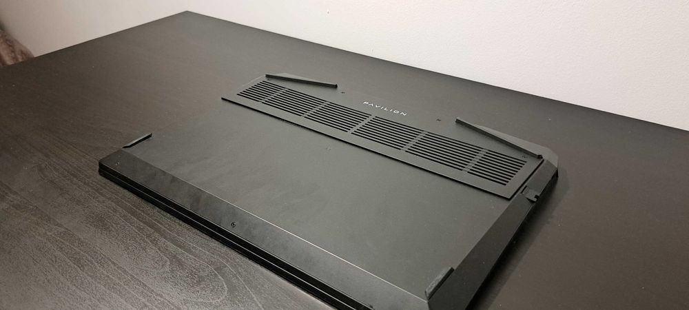 HP Pavilion Gaming i5-10300H/GTX 1650 Ti/16GB RAM/SSD 512GB, jak nowy!