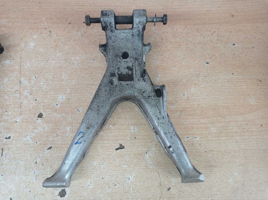 Simson S50, S51 - części - stopki centralne