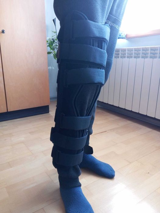 Orteza unieruchomiająca nogę