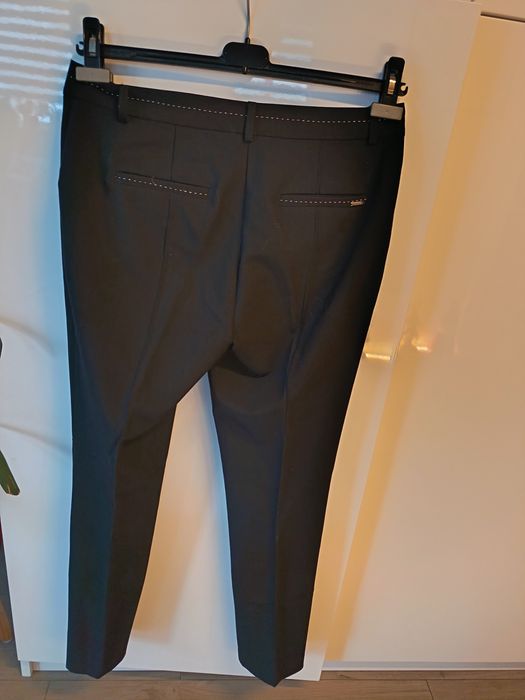 Spodnie Monnari- klasyk - rozmiar 40