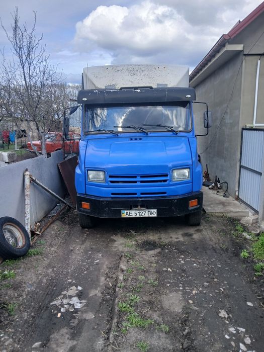 Продам зіл бичок
