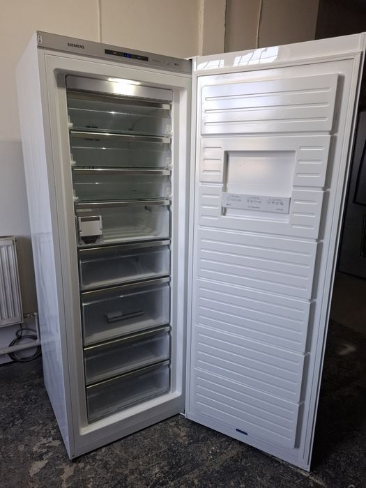 Морозильна камера SIMENS XXL  GS58NEW40/02