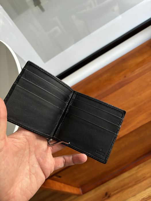 Carteira Gucci original com clip para notas