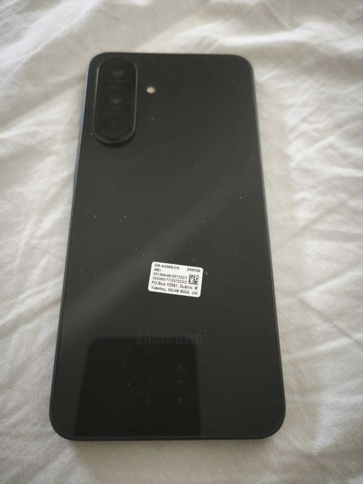 Telemóvel Samsung A36 5G 8gb RAM | 256gb preto vidro do ecrã rachado