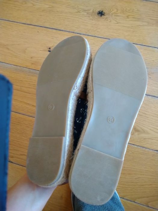 Nowe espadryle granatowe w kotwice