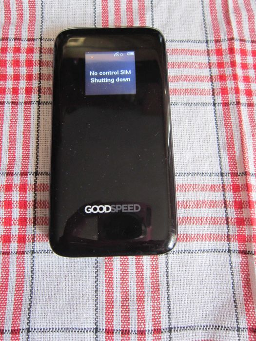 ZTE MF900 4G LTE 10 SIM card slot WiFi 2.4/5.8GHz