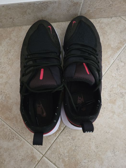 Nike Pocket Fly DM
