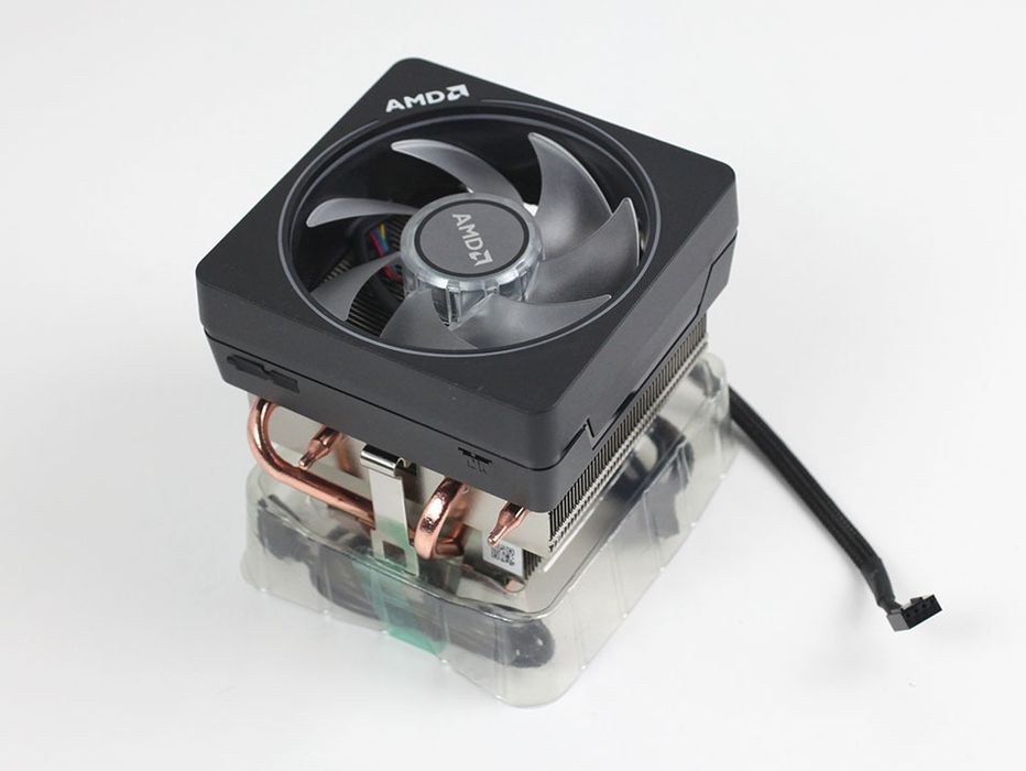 Cooler Ryzen 9 novo na caixa