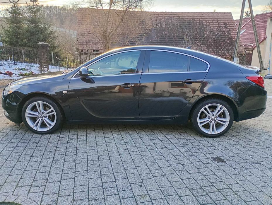 Opel Insignia 2.0 CDTI 2010 r Nawigacja