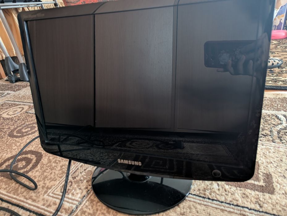 Монітор Samsung 19