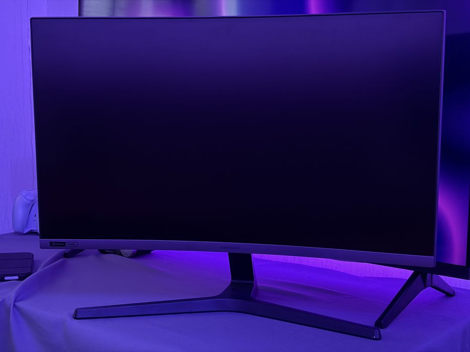 Монітор samsung 240hz C27RG60FQI
