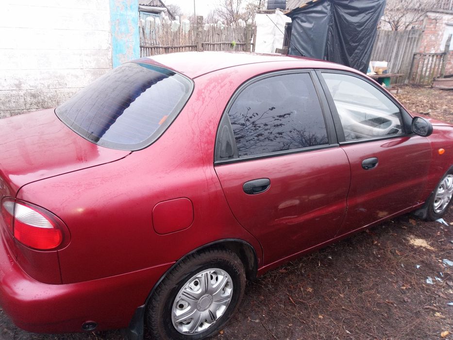 Део сенс , хороша ,економна перша машина .