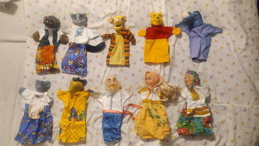 Продам на 10 игрушек-ручной кукульный театр!