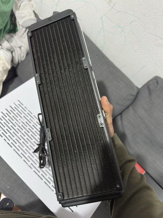 Lian li O11 dynamic + watercooler 360mm