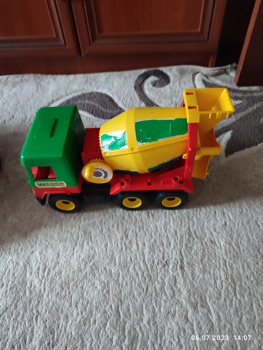 Іграшки дитячі для хлопчика