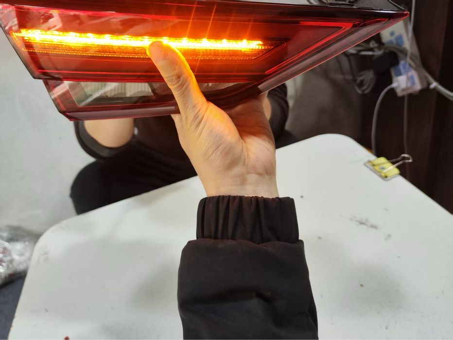 задние стопы стопи фонари Audi A3 8V 8V5 ЕВРОПА (желтые) MATRIX