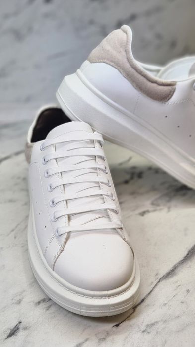 Продам Красовки Alexander McQueen.
