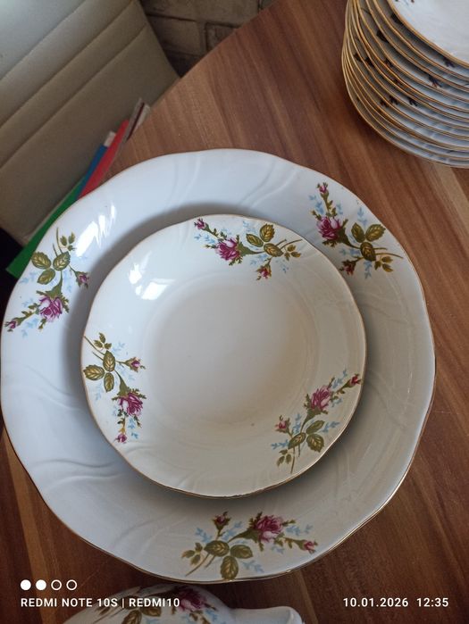 Serwis obiadowy Iwona na 12 osób