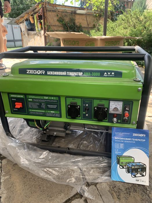 Генератор бензиновий