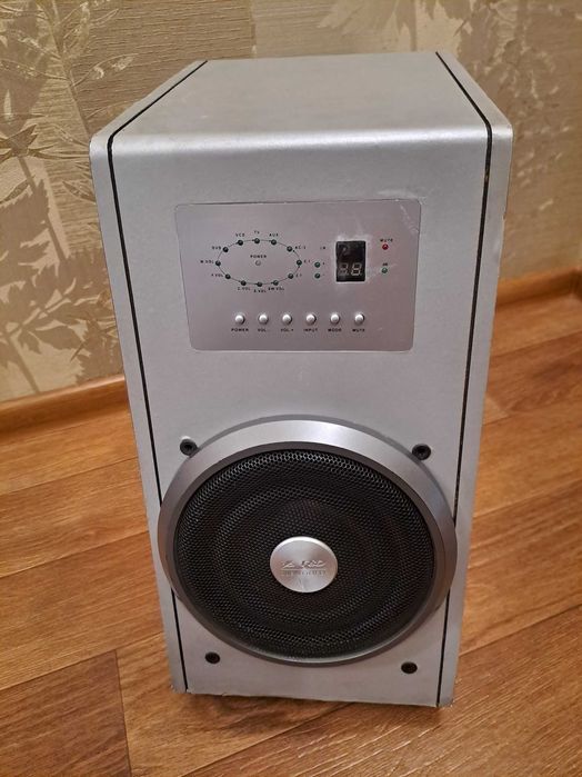 Продам Активний сабуфер з Bluetooth підключенням версія 5,3