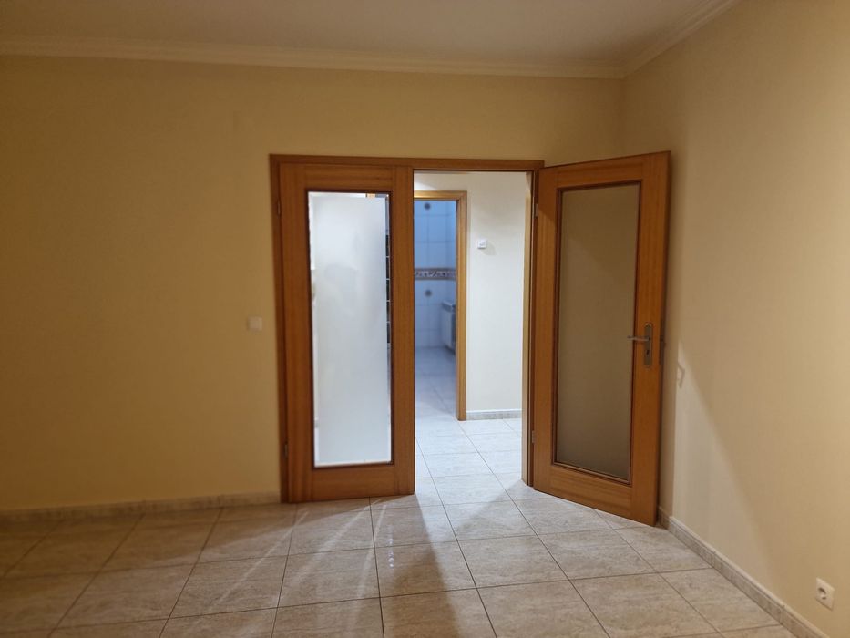 T2 para Arrendamento – Avenida Eugénio de Andrade, Fundão