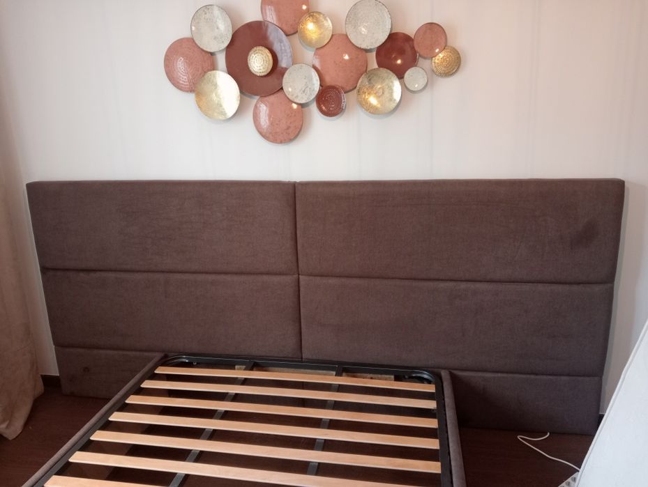 Cama casal 140/200 com estrado e colchão