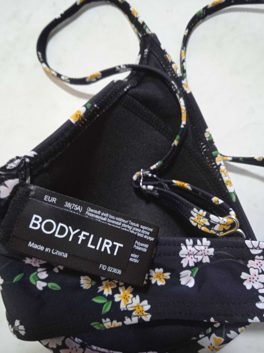 Strój kąpielowy, opalacz, na basen, bikini r 38 75A