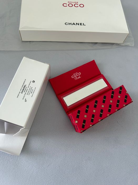 Косметичка та футляр для помади  Chanel, оригінал бʼюті серія