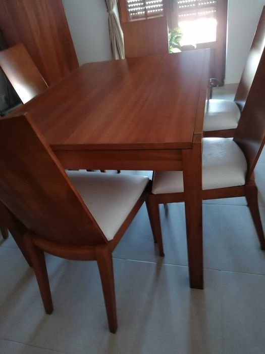 Vendo Mobília de sala completa em cerejeira,