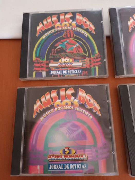 Lote de cds de música