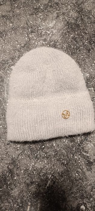 Шапка тепла сіра