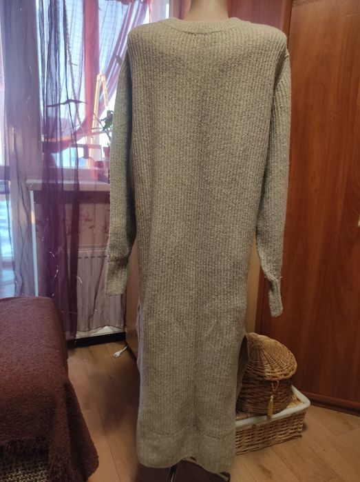 Платье-свитер из толстой пряжи