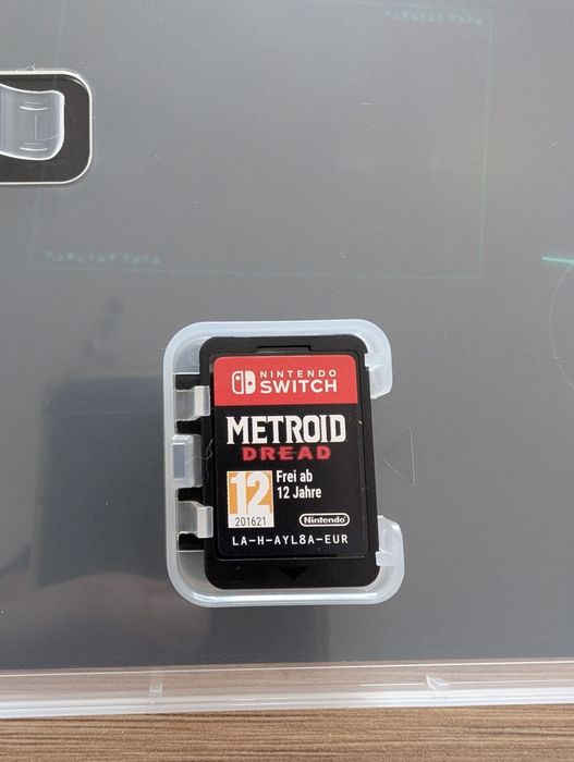 Metroid Dread switch