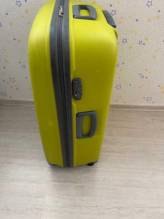 Чемодан, валіза б/у