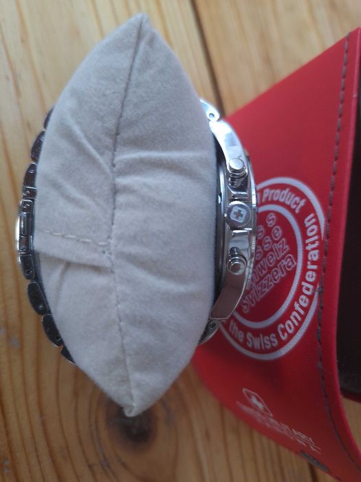 Продам Годинник Swiss Military Hanowa. Швейцарський надійний годинник.