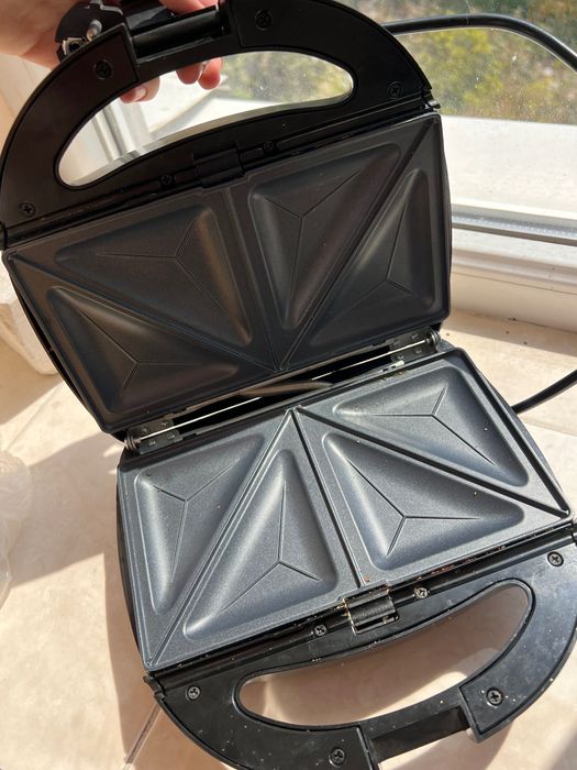 Бутербродница вафельница 4 в 1 Domotec ms 7704 новое с коробкой