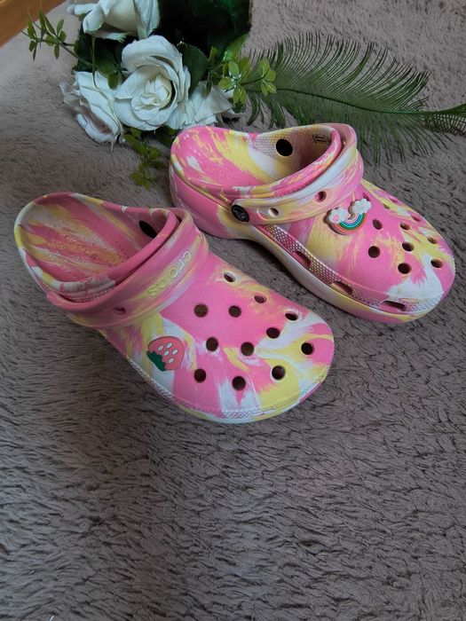 Crocs na platformie rozm.38