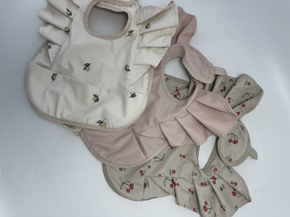 Непромокальний нагрудник для годування з кишенею та рюшами, слюнявчик