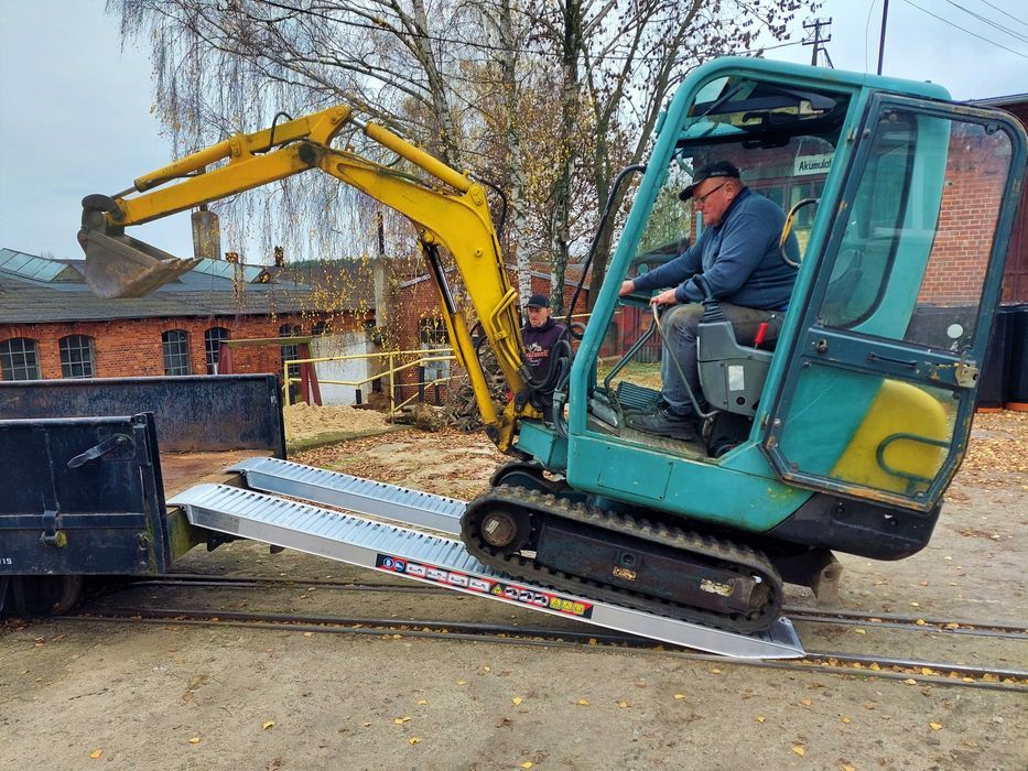 NAJAZDY ALUMINIOWE do koparek, minikoparek 3m/3,7T szerokość 35 cm