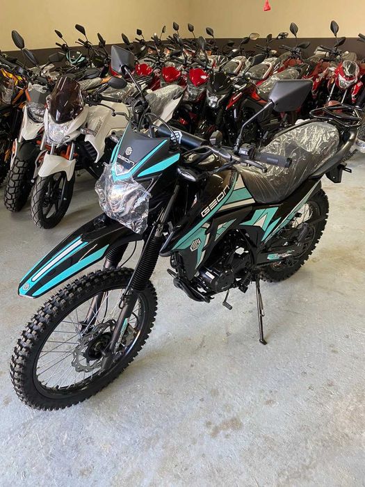 Geon X-Line 250 4V  2025