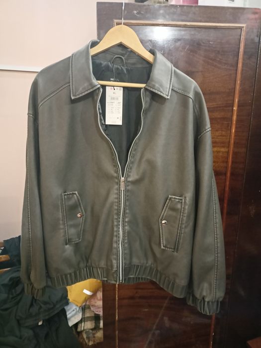 Продам шкіряну куртку  HOUSE