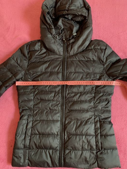 Куртка жіноча р S